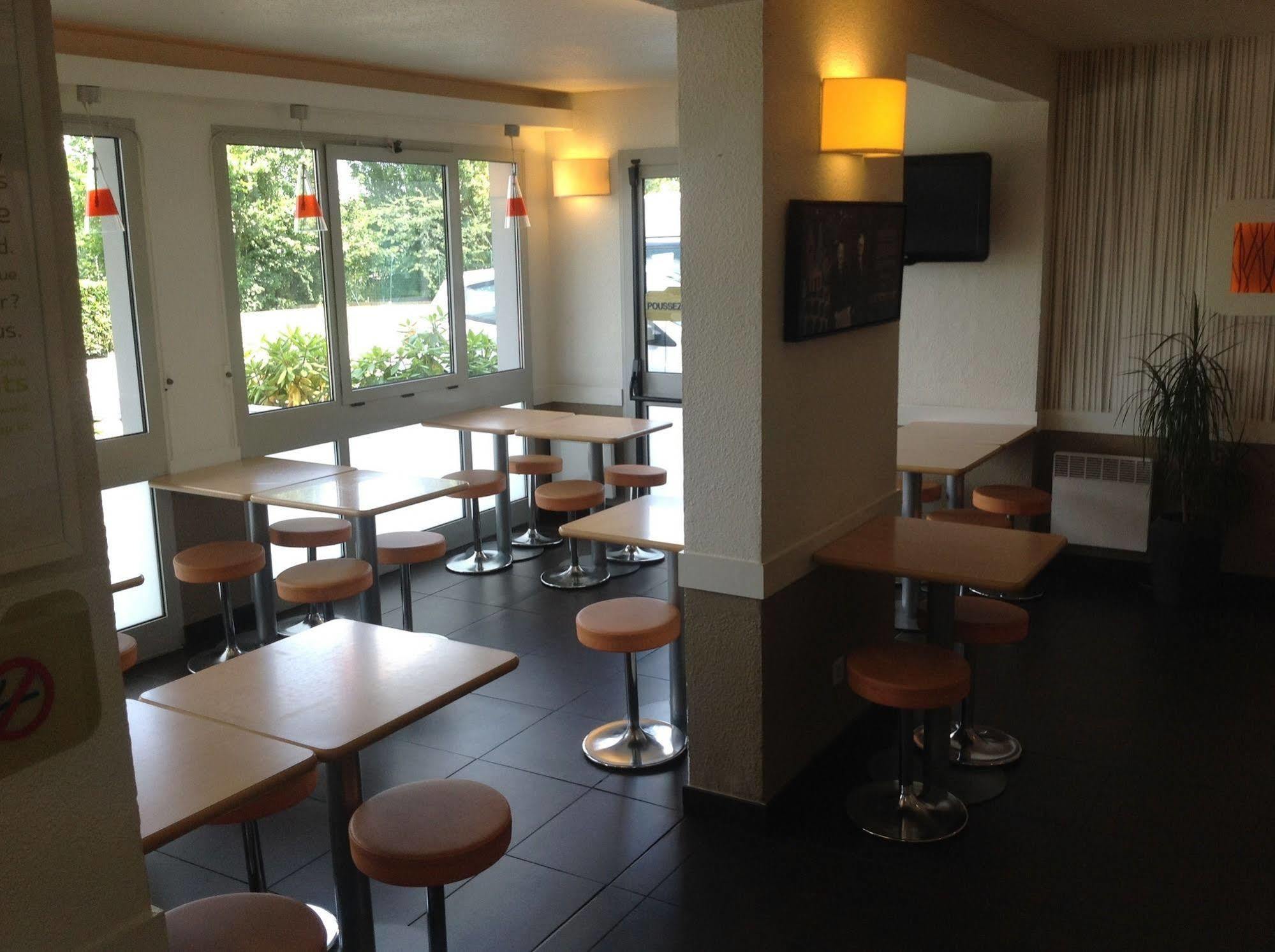 Ibis Budget Orgeval Exterior foto